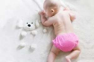 bébé avec couches lavables